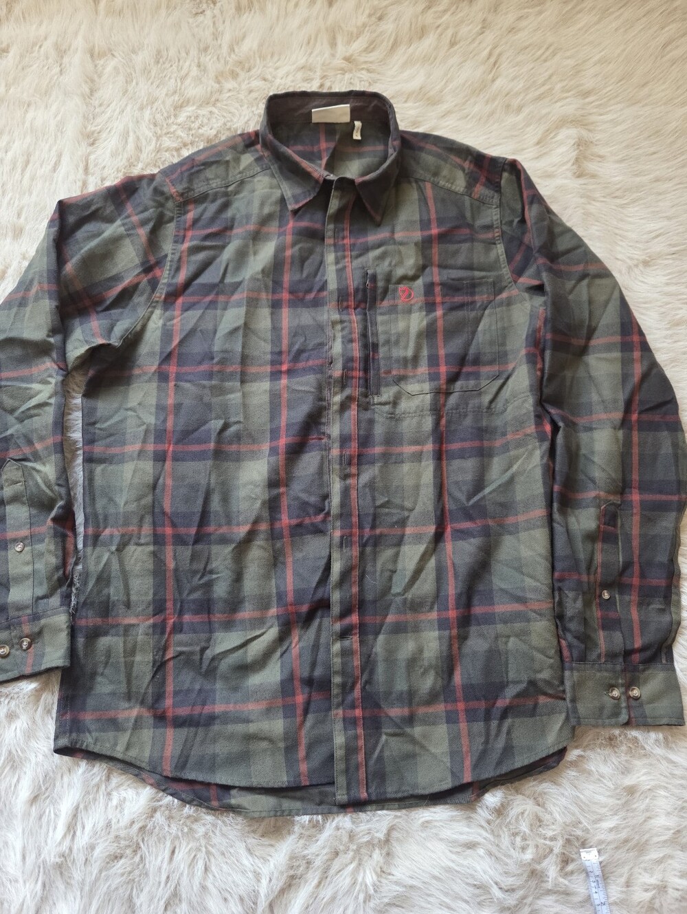 Fjallraven Olive Green Plaid Button-Down Shirt with Red Trim Sz Xl